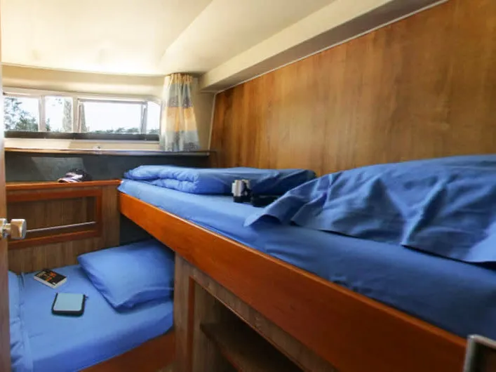 Cabin on Classique - Budget 3, a Gulet Classique motorboat at Vinkeveen, Netherlands
