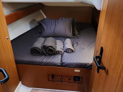 Cabin on Grace of Rockfleet, a Beneteau Cyclades 43.4 sailboat at Baan Salak Phet, Thailand