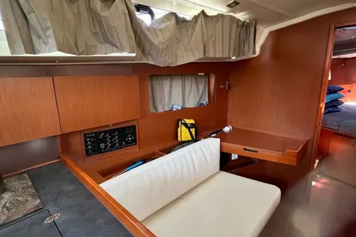 Salon of Illusion, a Beneteau Oceanis 41.1 sailboat at Kontokali, Greece