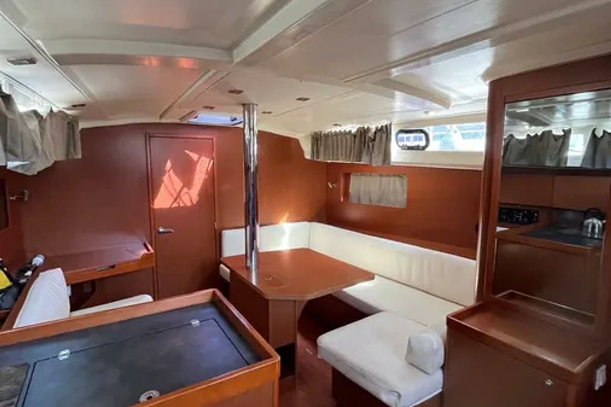 Salon of Illusion, a Beneteau Oceanis 41.1 sailboat at Kontokali, Greece