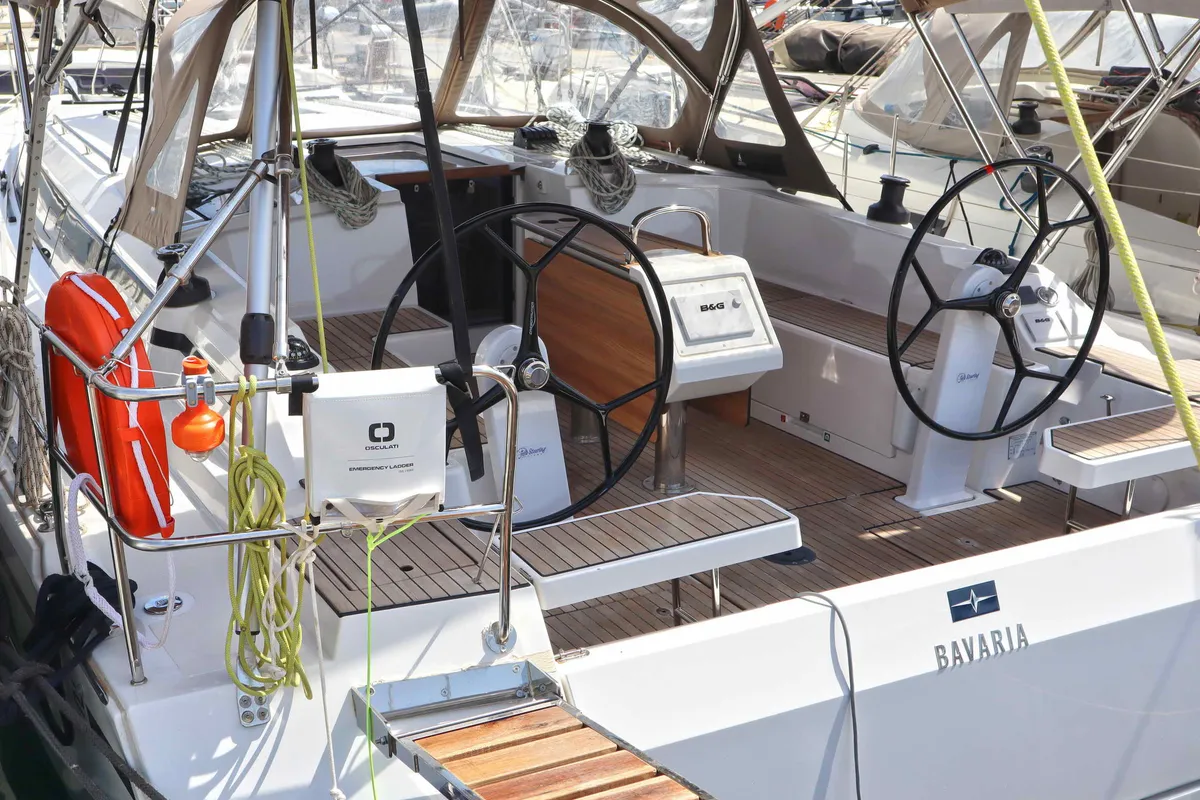 LIMA, a Bavaria Bavaria C42 sailboat at Parikia, Greece