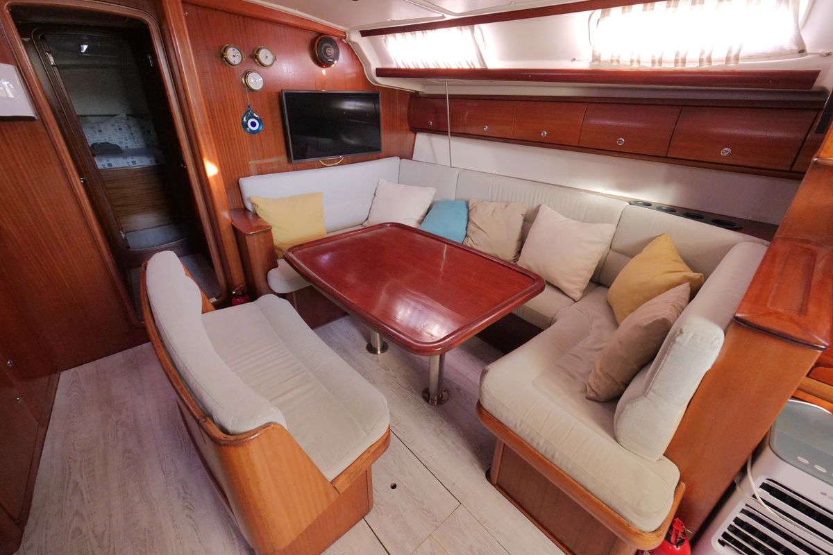 Salon of Velero, a Bavaria 44 sailboat at Fethiye, Turkey