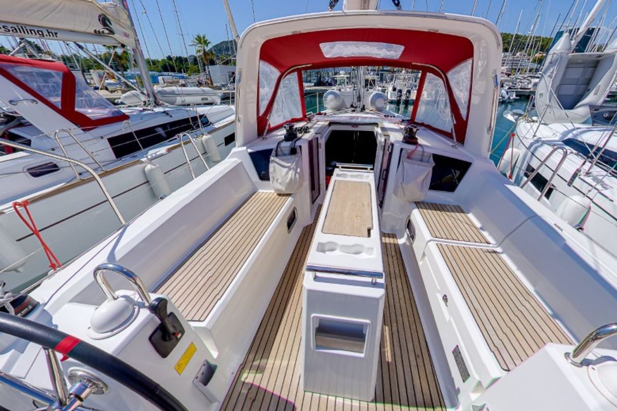 Cockpit of LAMPUGA, a Beneteau Oceanis 35.1 sailboat at Split, Croatia