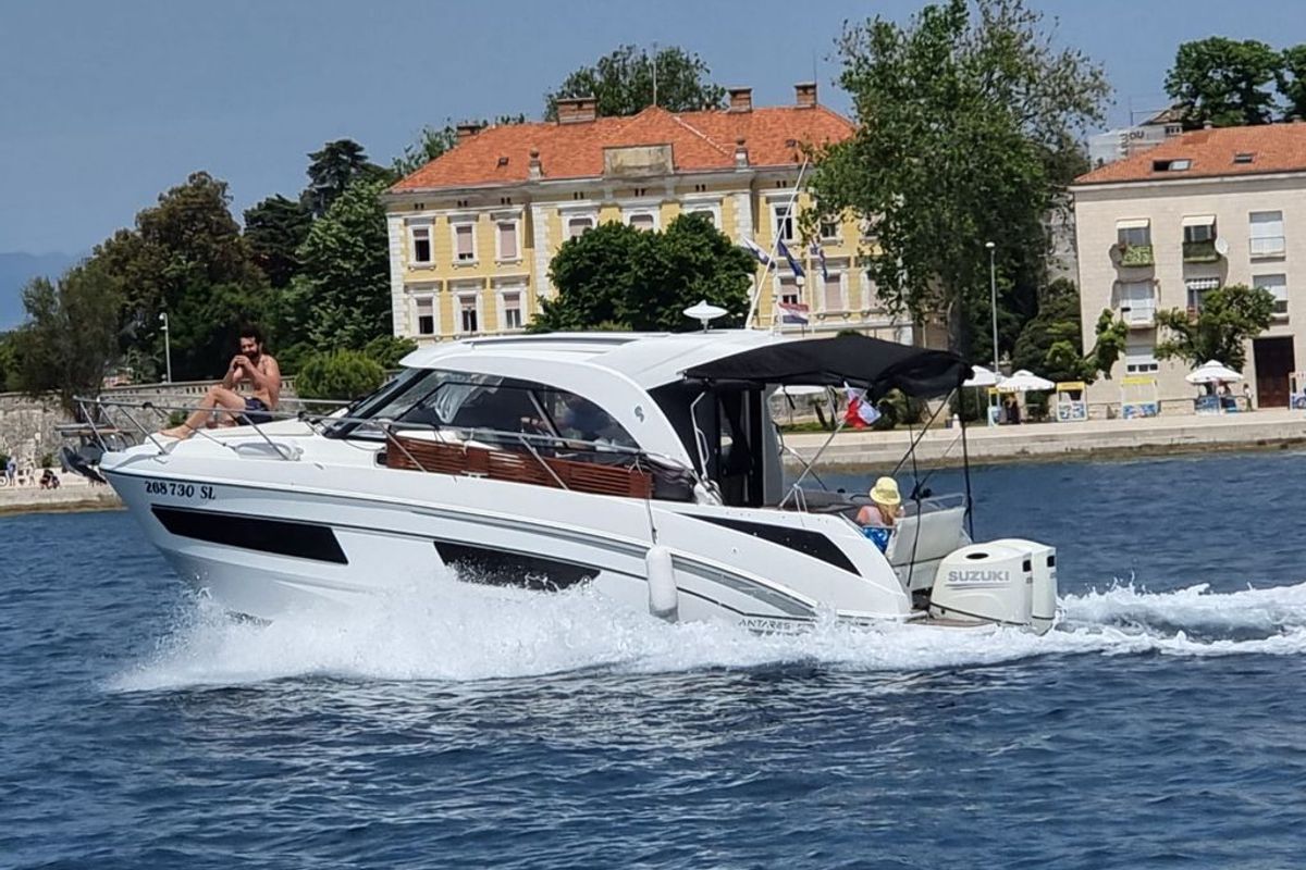 Exterior view of Queen Korina, a Beneteau Antares 9 OB motorboat at Zadar, Croatia