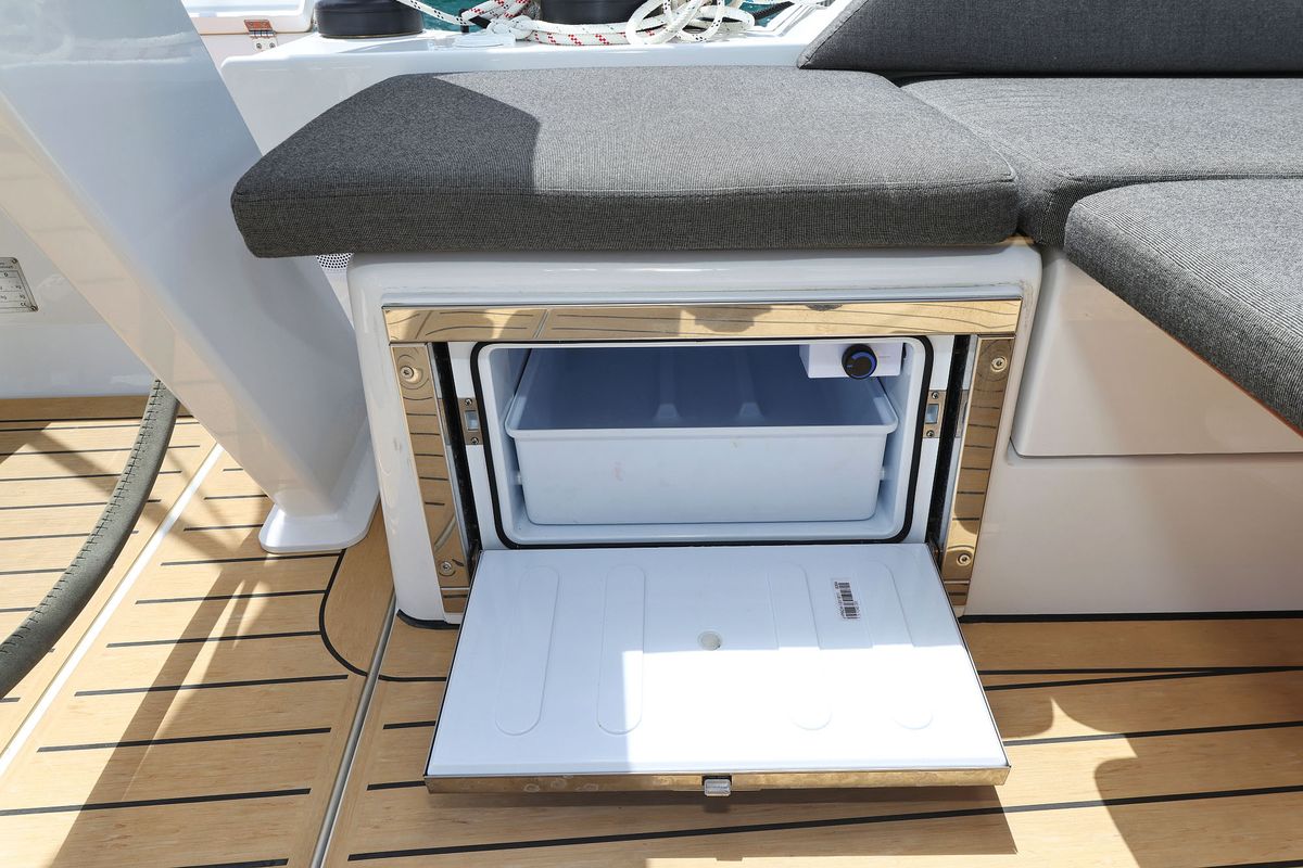 Balena - OW, a Hanse Yachts Hanse 460 sailboat at Grad Kaštela, Croatia