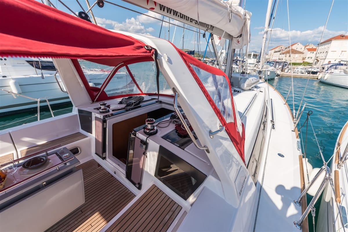 Exterior view of Zoa, a Beneteau Oceanis 45 sailboat at Split, Croatia