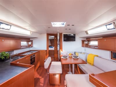Salon of Zoa, a Beneteau Oceanis 45 sailboat at Split, Croatia