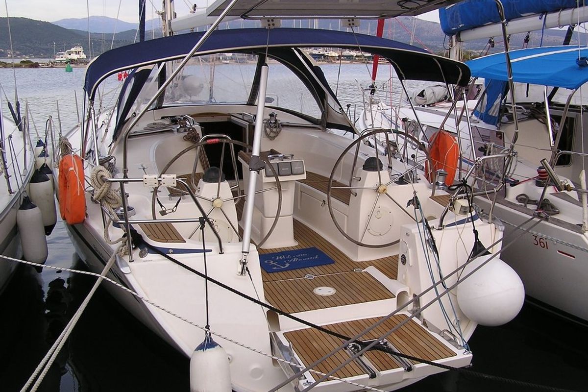 Exterior view of Alma Libre, a Bavaria 40 Cruiser sailboat at Municipal Unit of Lefkada, Greece