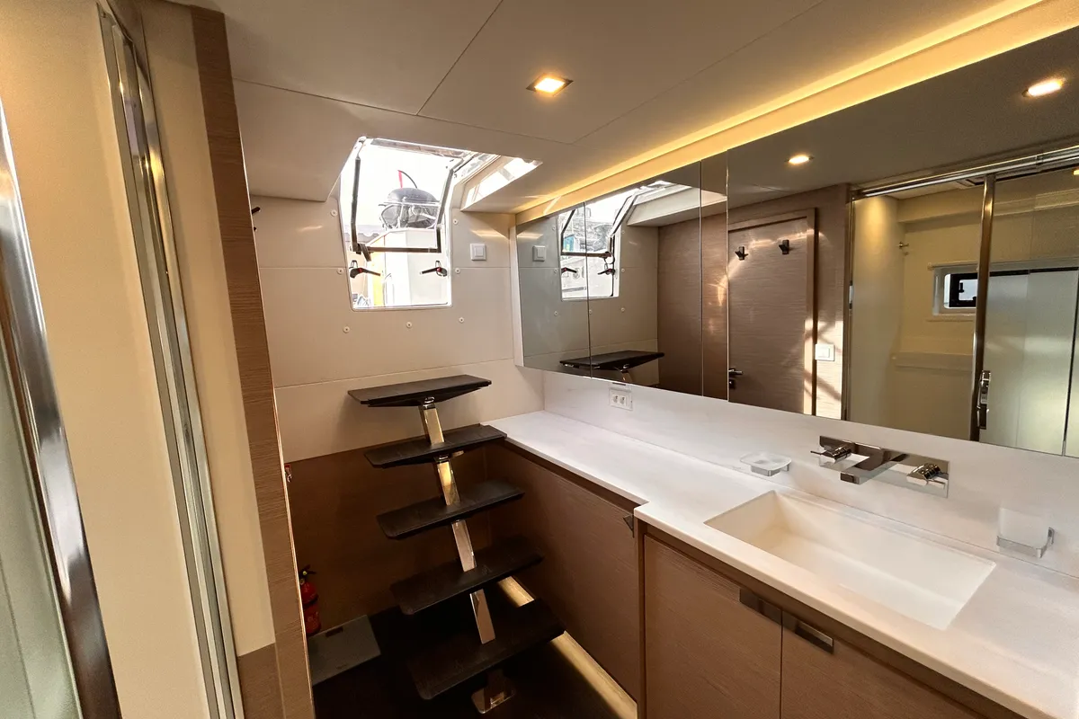 Head on Kalista II, a Fountaine Pajot Samana 59 catamaran at Cogolin, France