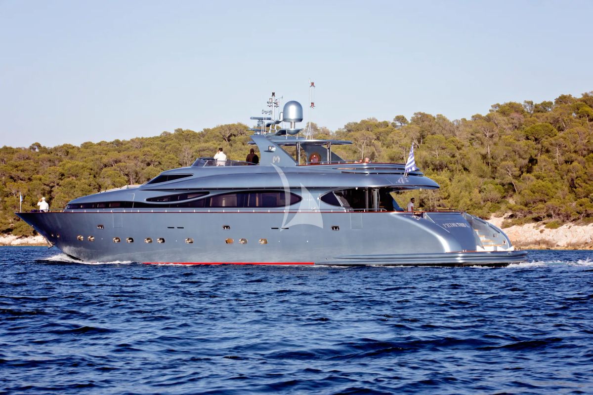 Exterior view of Princess L, a Maiora 108 yacht at Athens, Greece