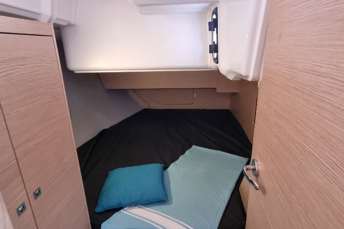 Cabin on Epicure, a Dufour 37 sailboat at Vallauris, France