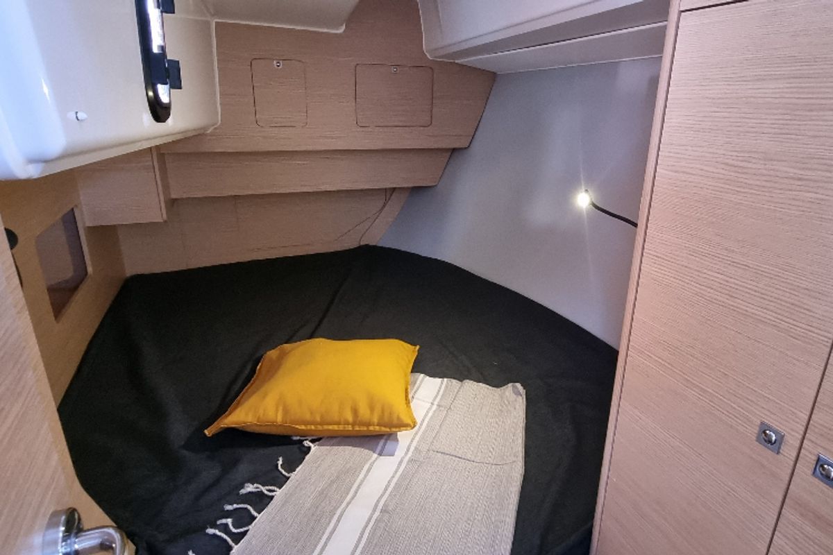 Cabin on Epicure, a Dufour 37 sailboat at Vallauris, France