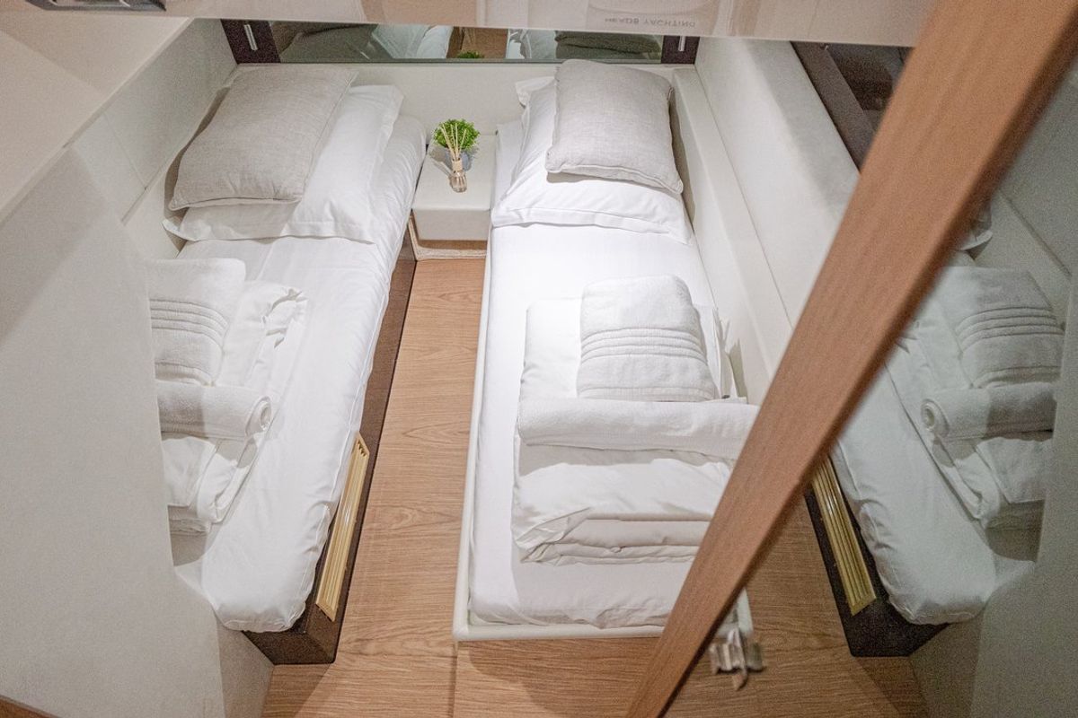 Cabin on Stardust, a Sessa Marine Sessa Fly 47 yacht at Općina Sukošan, Croatia