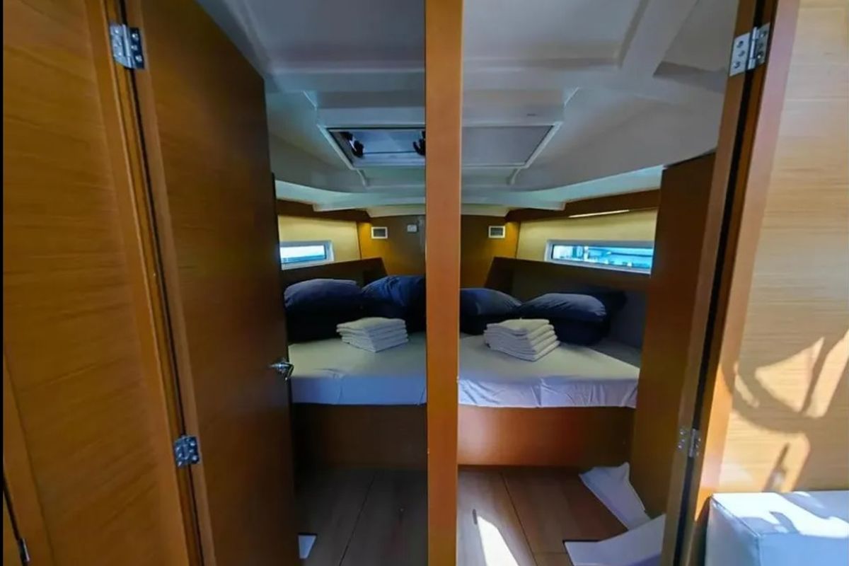 Cabin on AF-SO440N, a Jeanneau Sun Odyssey 440 sailboat at Athens, Greece