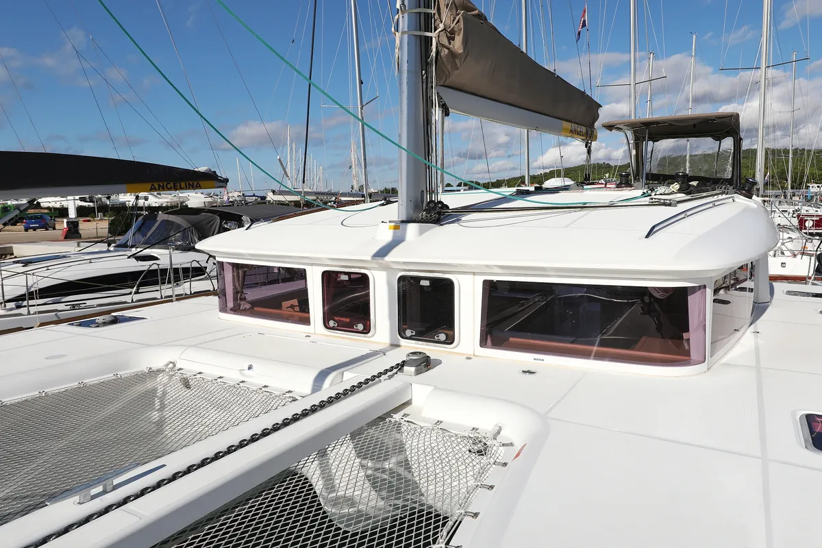 Deck of Maja V, a Lagoon 400 S2 catamaran at Općina Sveti Filip i Jakov, Croatia