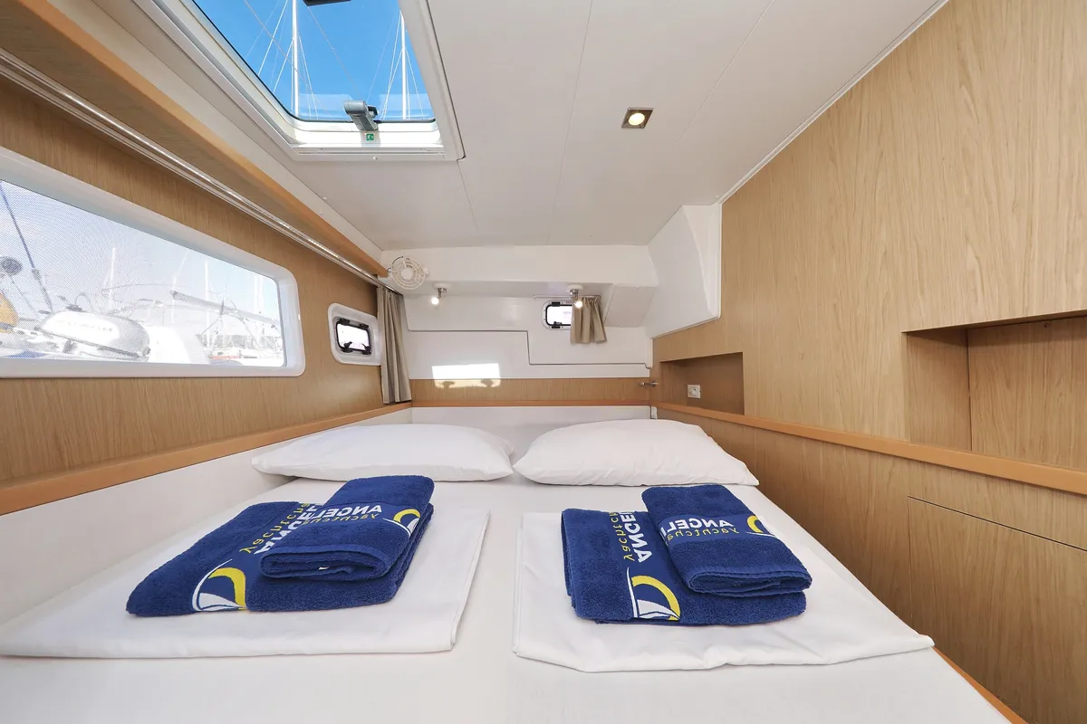 Cabin on Maja V, a Lagoon 400 S2 catamaran at Općina Sveti Filip i Jakov, Croatia