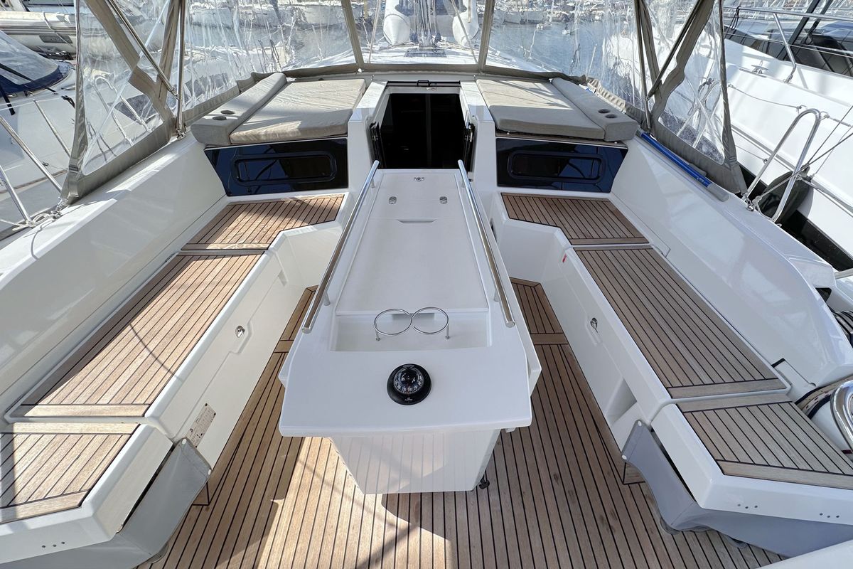 Deck of Sophia, a Beneteau Oceanis 46.1 sailboat at Palma de Mallorca, Spain