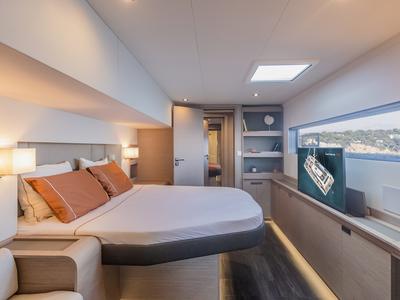Cabin on OKINAWA, a Fountaine Pajot Samana 59 catamaran at Marina port de Lonvilliers, France