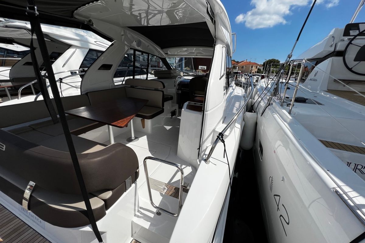 Deck of Rio, a Bavaria 33 Sport HT motorboat at Grad Biograd na Moru, Croatia