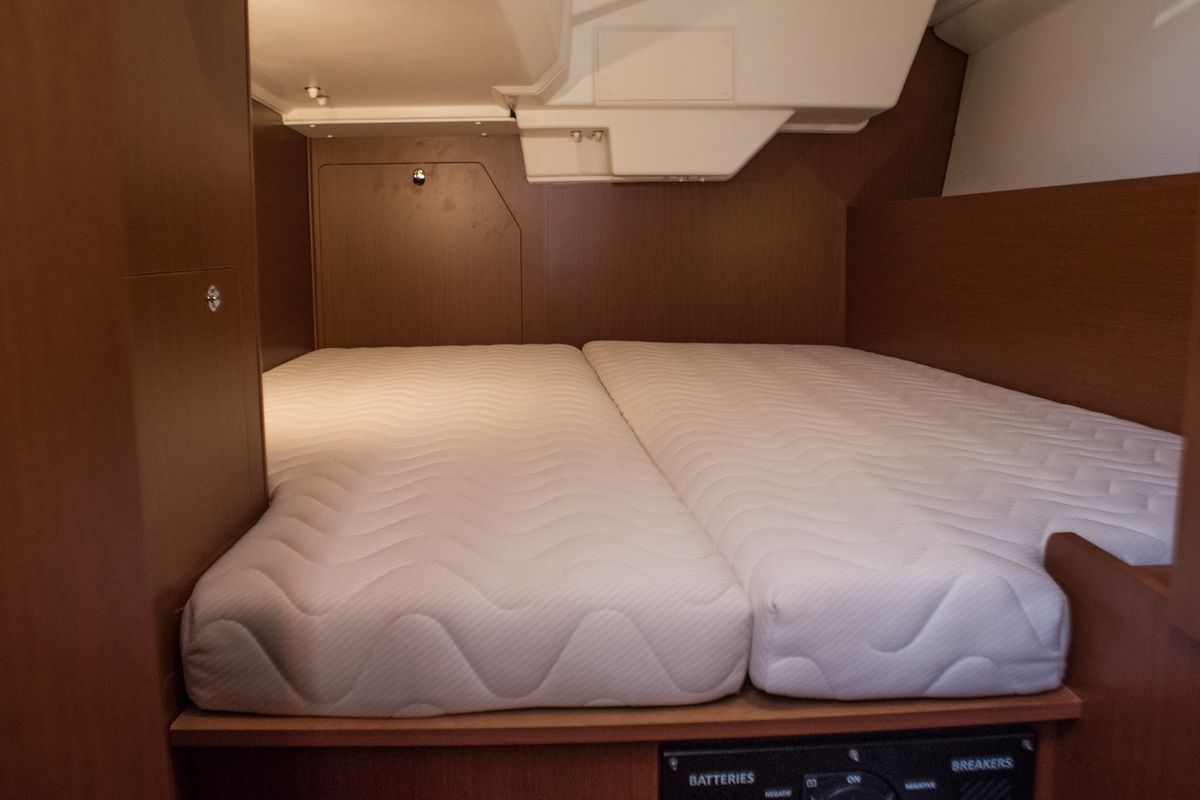 Cabin on SIRINA "Sails 2025", a Beneteau Oceanis 38.1 sailboat at Municipal Unit of Nea Peramos, Greece