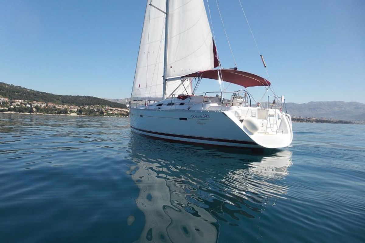 Exterior view of Škuribanda, a Beneteau Oceanis 393 sailboat at Split, Croatia