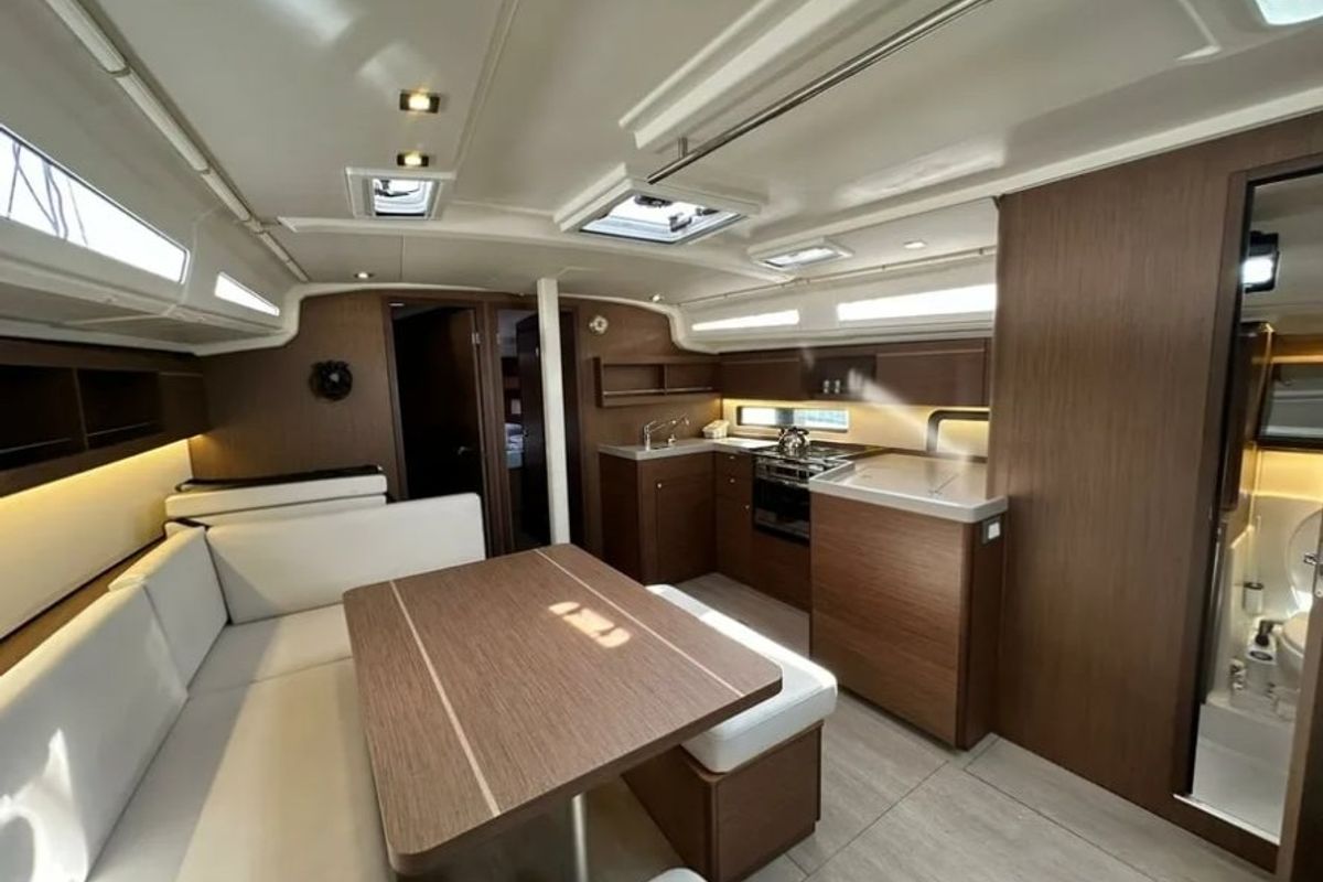 Salon of AF-O40.1, a Beneteau Oceanis 40.1 sailboat at Athens, Greece