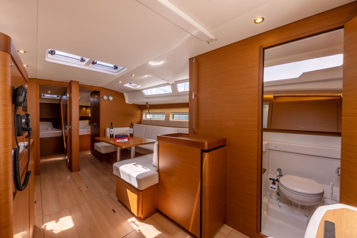 Salon of Mare Mia, a Jeanneau Sun Odyssey 490 sailboat at Marpissa, Greece