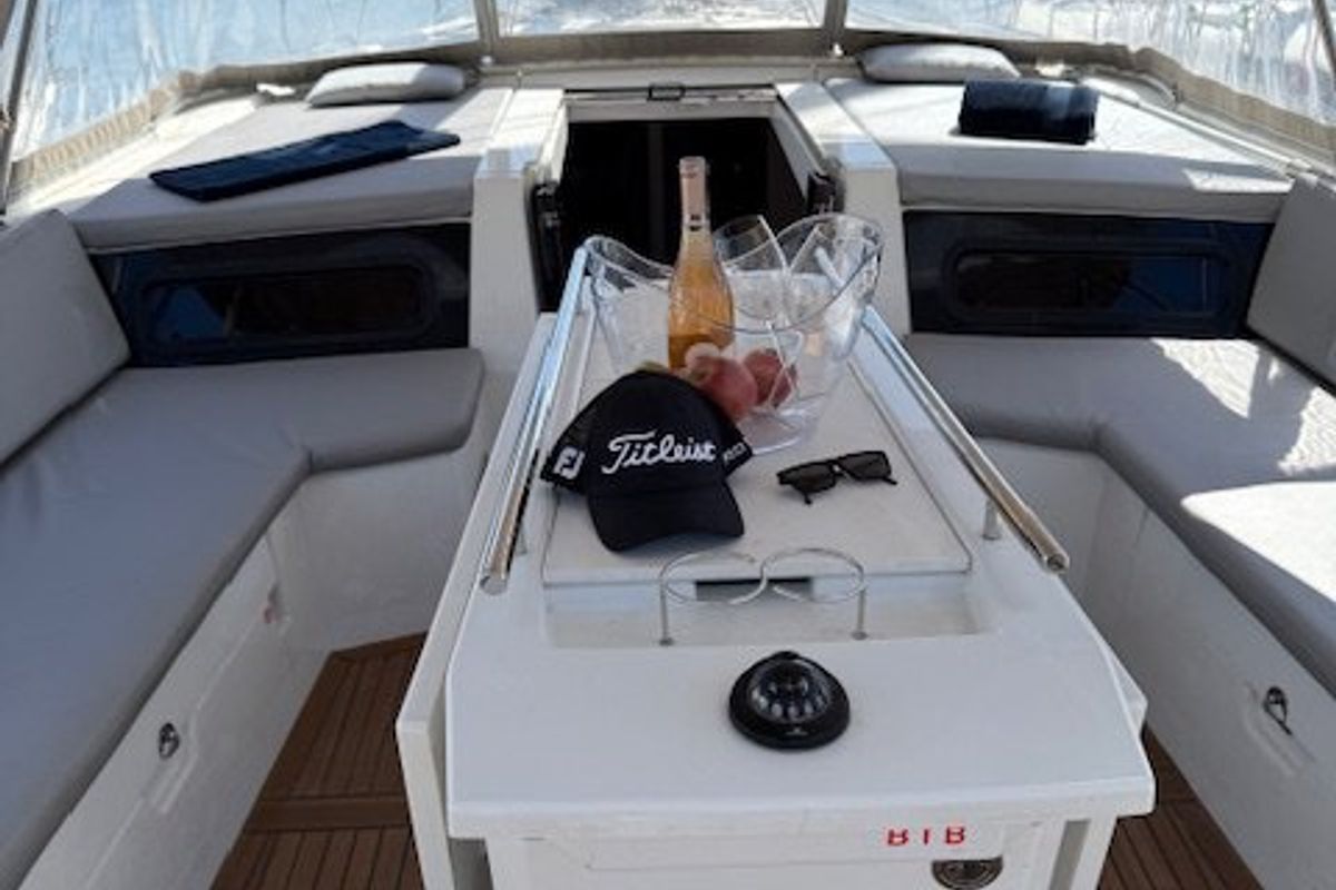 Deck of Cookie, a Beneteau Oceanis 46.1 sailboat at Preveza, Greece
