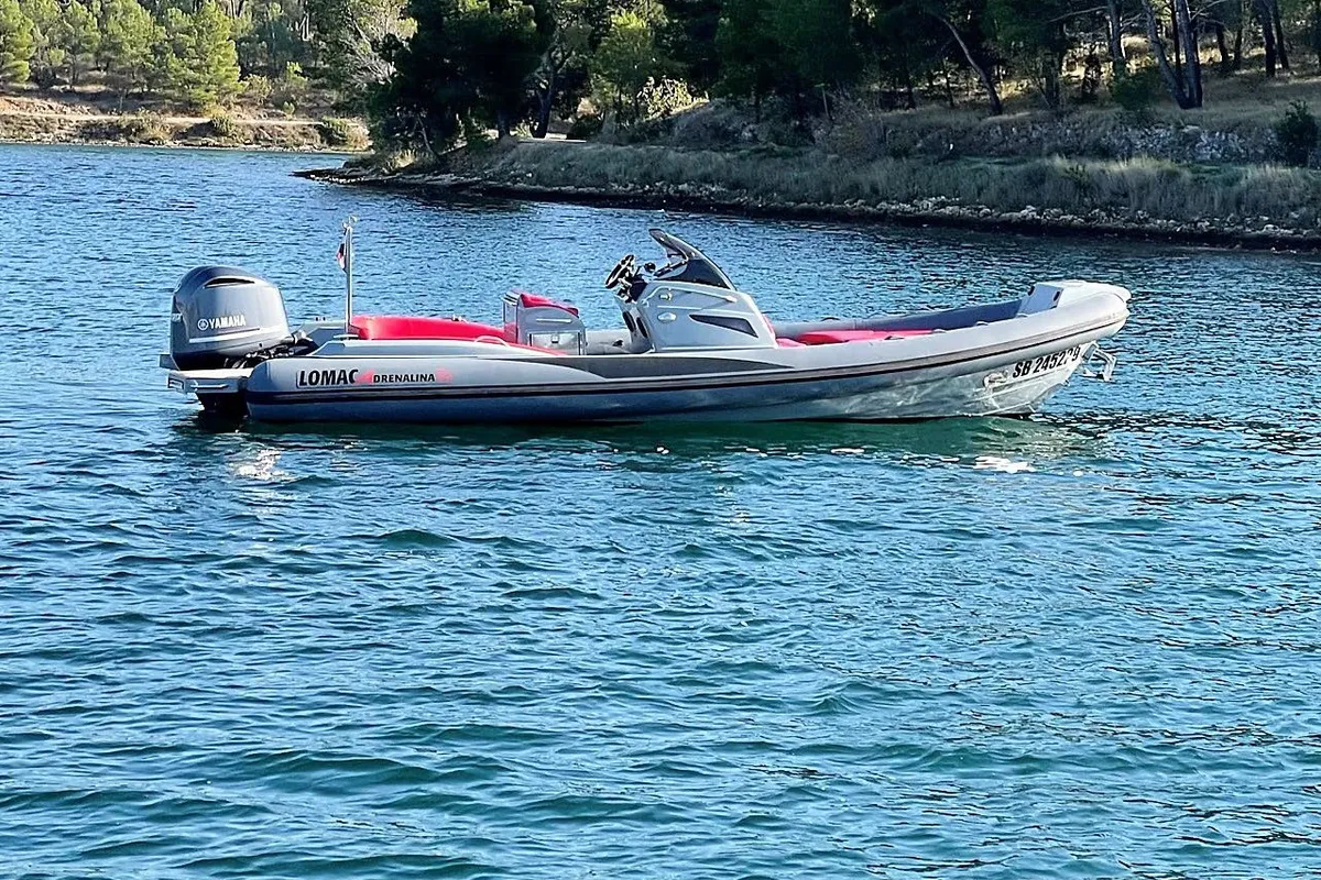 Exterior view of Adrenalina, a Lomac 750 motorboat at Grad Šibenik, Croatia