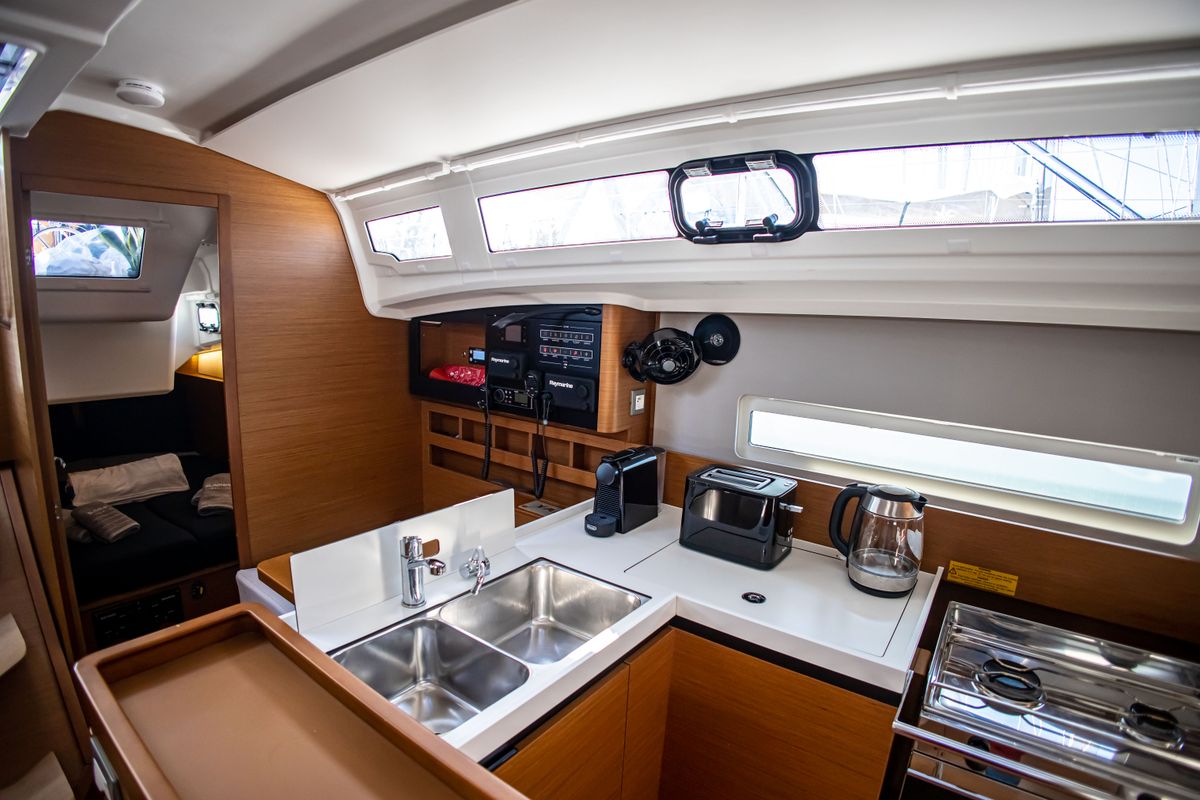 Galley of Psi Octantis, a Jeanneau Sun Odyssey 410 sailboat at Preveza, Greece