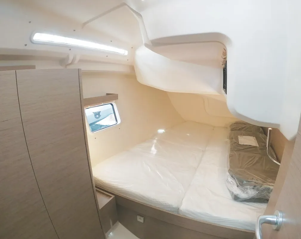 Cabin on Jam, a Hanse Yachts Hanse 418 sailboat at Hyères, France