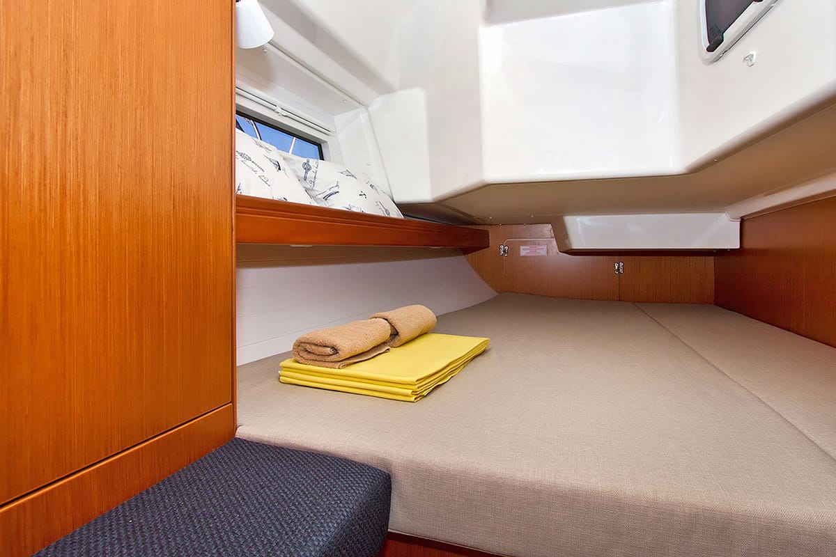 Cabin on Lilith, a Bavaria Cruiser 34 sailboat at Split, Croatia