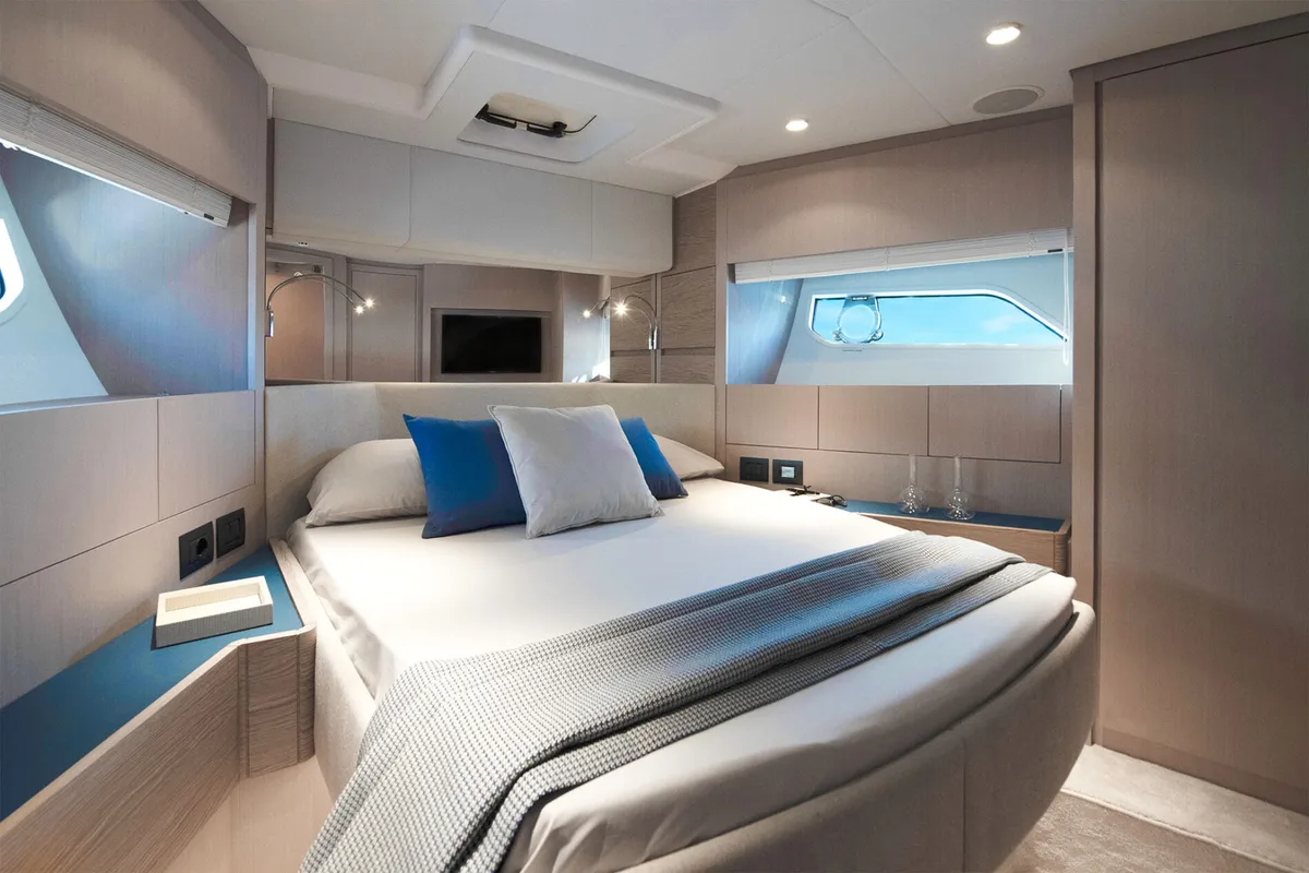 Cabin on Alabdulla, a Ferretti Yachts 500 yacht at Općina Sukošan, Croatia