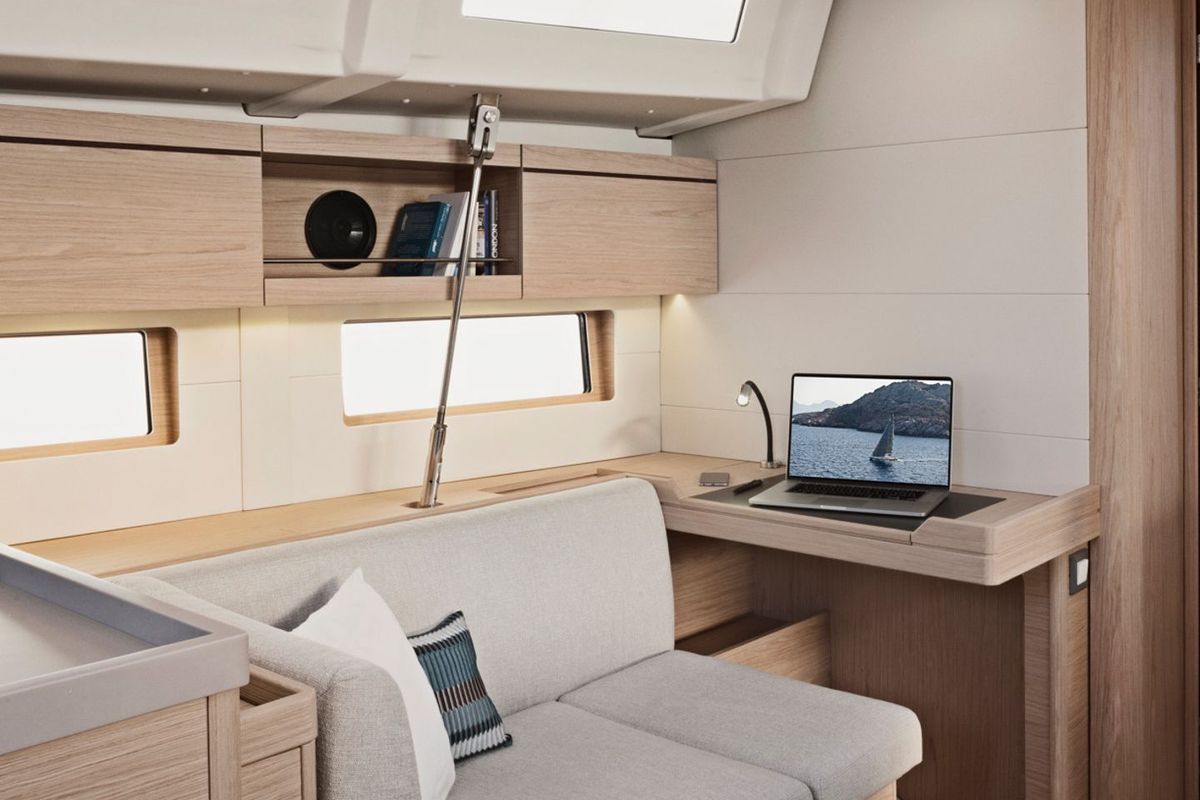 Salon of Paula, a Beneteau Oceanis 46.1 sailboat at Palma de Mallorca, Spain