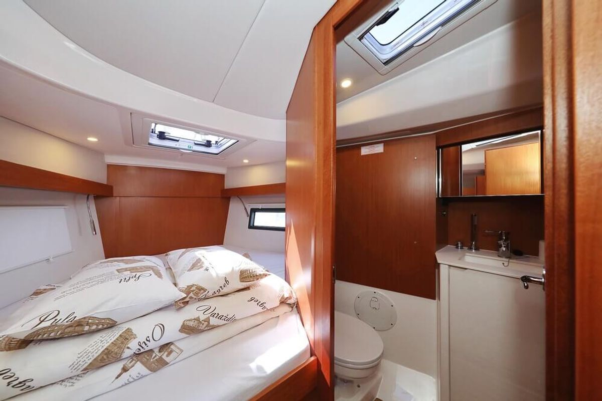Cabin on Blue Note, a Bavaria C38 sailboat at Grad Biograd na Moru, Croatia