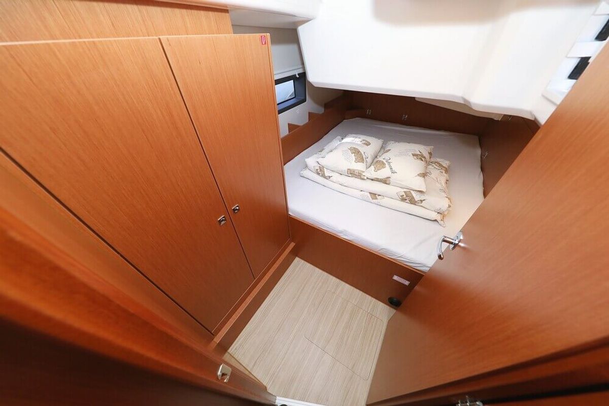 Cabin on Blue Note, a Bavaria C38 sailboat at Grad Biograd na Moru, Croatia