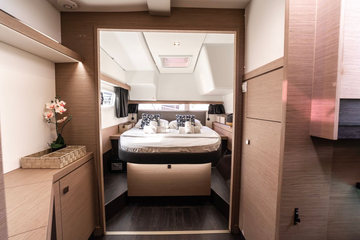 Cabin on Carpe Vitam, a Fountaine Pajot Isla 40 catamaran at Lavreotiki Municipal Unit, Greece