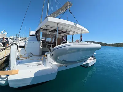 Green Octopus 33