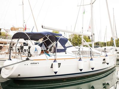 Deck of Fortiss, a Elan Impression 40 sailboat at Zadar, Croatia