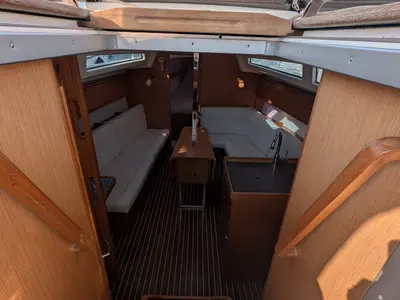 Salon of Little Joe, a Bavaria Cruiser 34 sailboat at Općina Rogoznica, Croatia