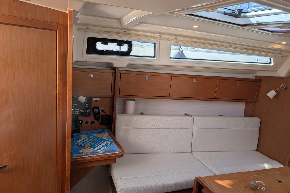 Salon of Little Joe, a Bavaria Cruiser 34 sailboat at Općina Rogoznica, Croatia