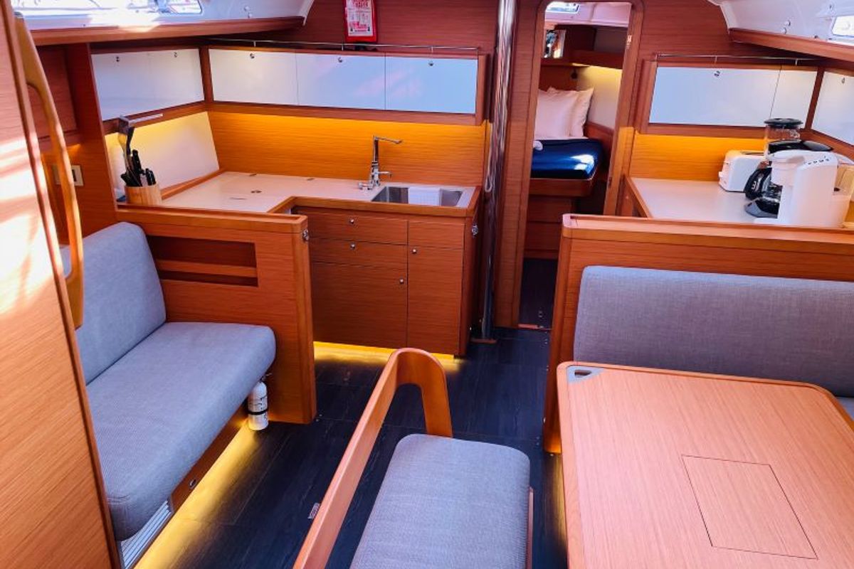 Salon of Penelope, a Dufour 430 sailboat at Road Town, British Virgin Islands