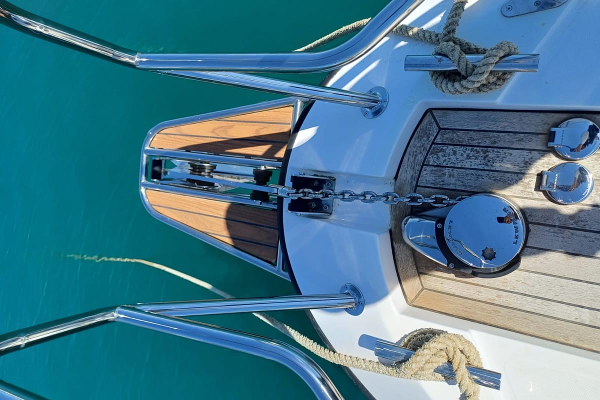 Šolta, a Nikhen Yachts Nikhen Aquasun 34 Sedan LP yacht at Seget Donji, Croatia