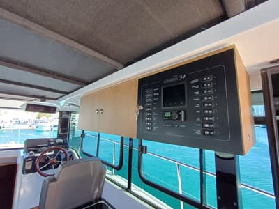 Cockpit of Šolta, a Nikhen Yachts Nikhen Aquasun 34 Sedan LP yacht at Seget Donji, Croatia