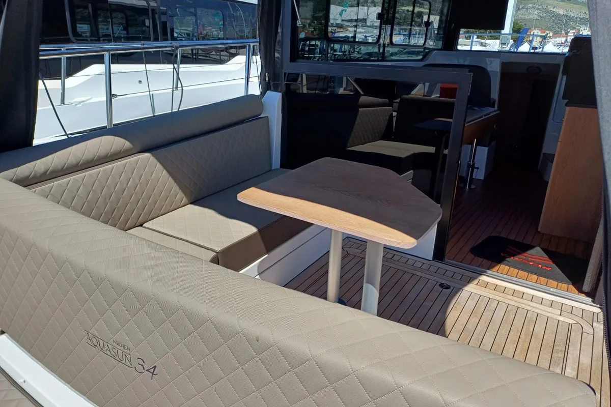 Deck of Šolta, a Nikhen Yachts Nikhen Aquasun 34 Sedan LP yacht at Seget Donji, Croatia