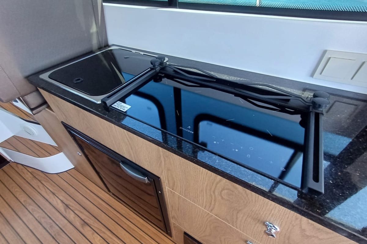 Galley of Šolta, a Nikhen Yachts Nikhen Aquasun 34 Sedan LP yacht at Seget Donji, Croatia