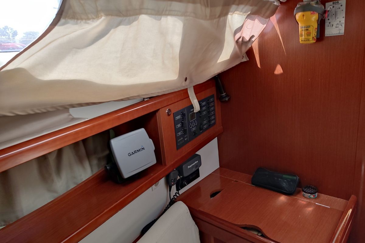 Marilou, a Beneteau Oceanis 34 sailboat at Municipal Unit of Nea Peramos, Greece