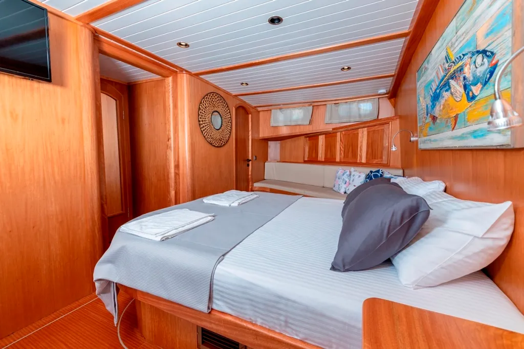Cabin on Bodrum Queen, a Custom Made Bodrum Queen yacht at Bodrum, Turkey