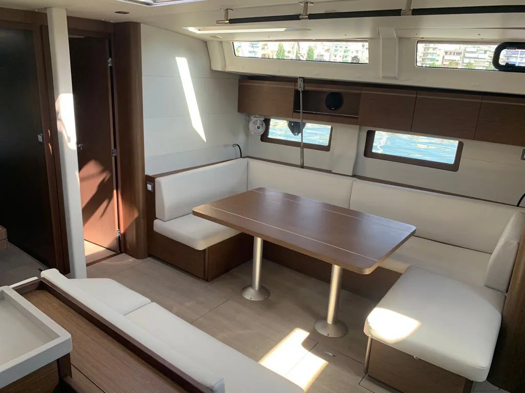 Salon of Olga, a Beneteau Oceanis 51.1 sailboat at Athens, Greece