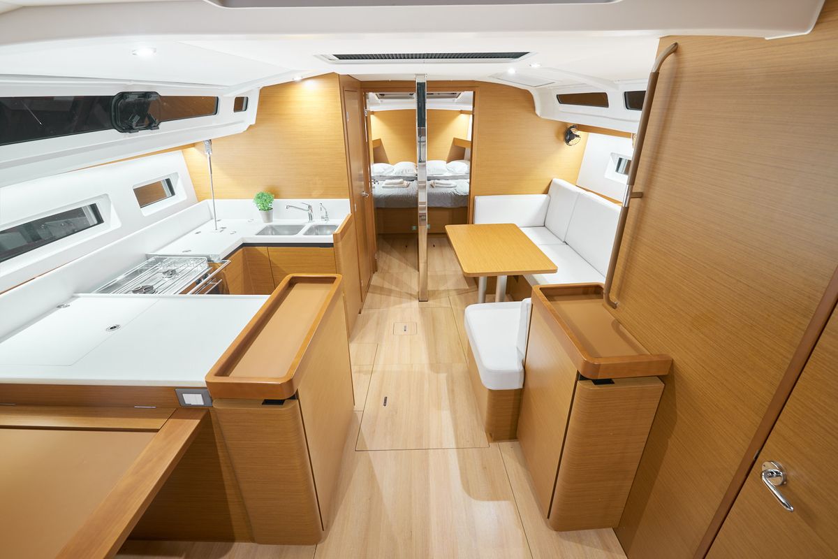 Salon of Nymeria, a Jeanneau Sun Odyssey 440 sailboat at Athens, Greece